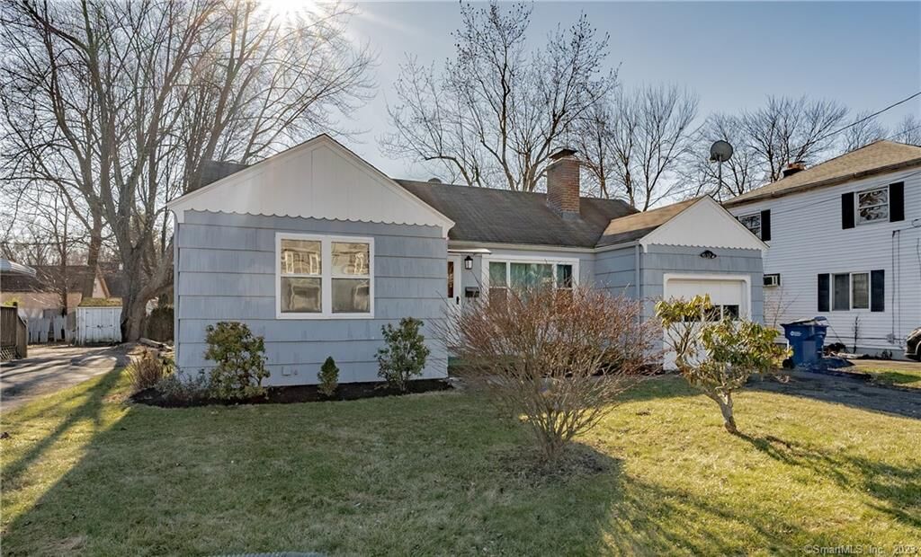 Property Photo:  96 Highland Avenue  CT 06095 