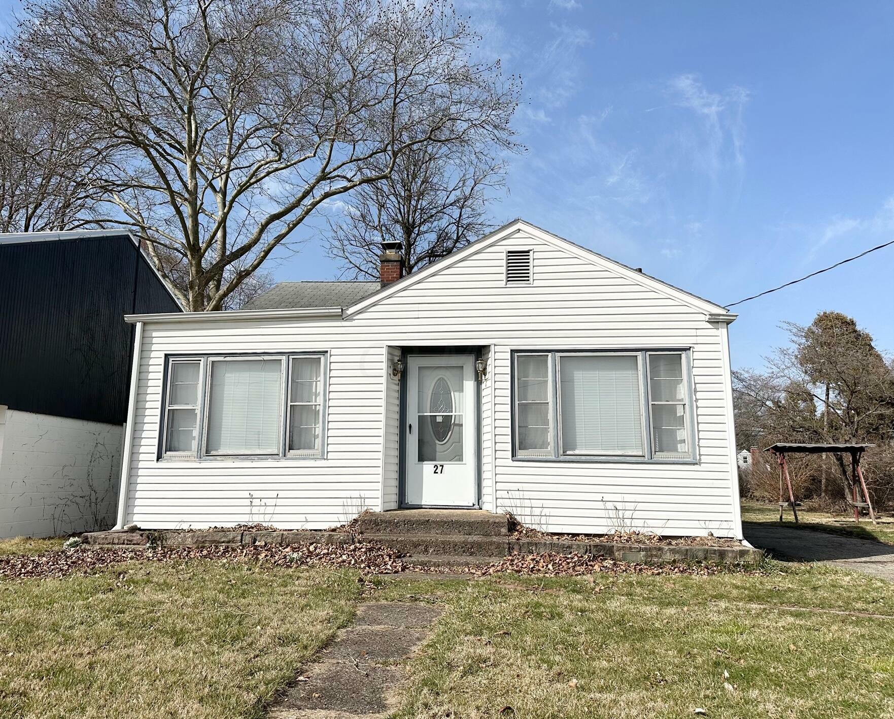 Property Photo: 27 N 30th Street OH 43055