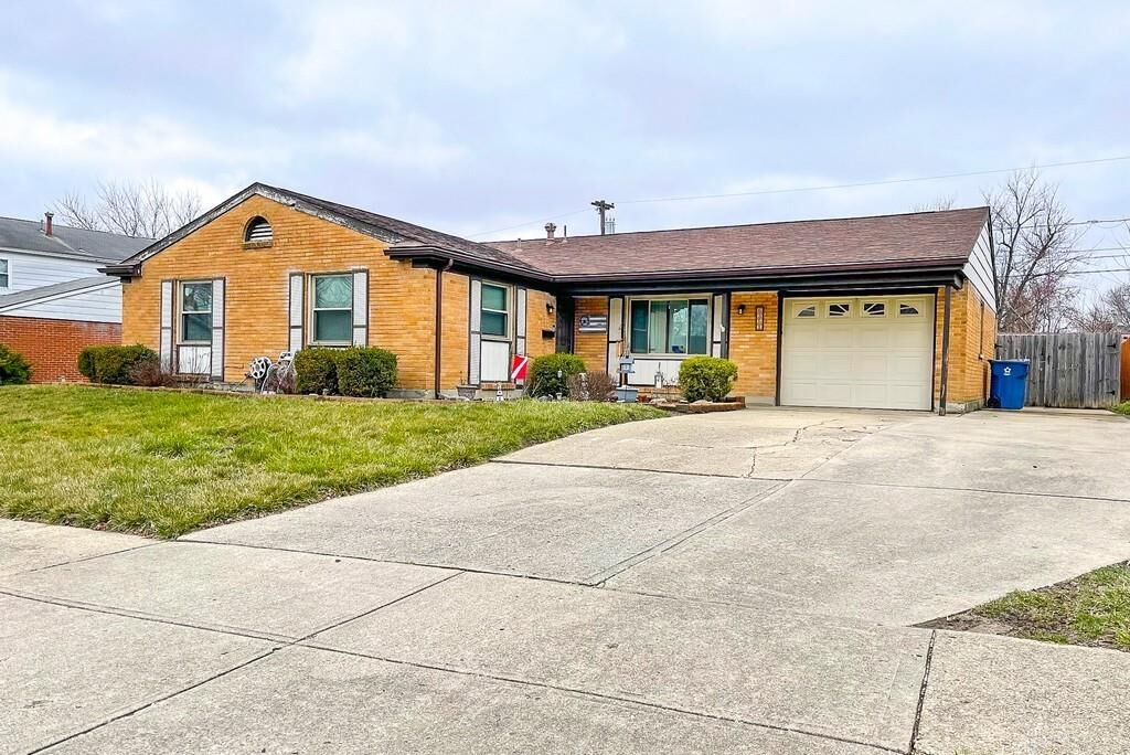 Property Photo: 6351 Longford Road OH 45424