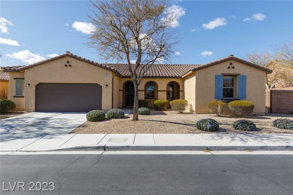 Property Photo:  6811 Desert Island Street  NV 89149 