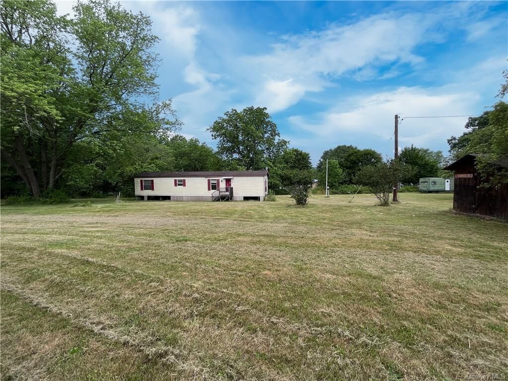 Property Photo:  209 Browns Road  NY 12586 