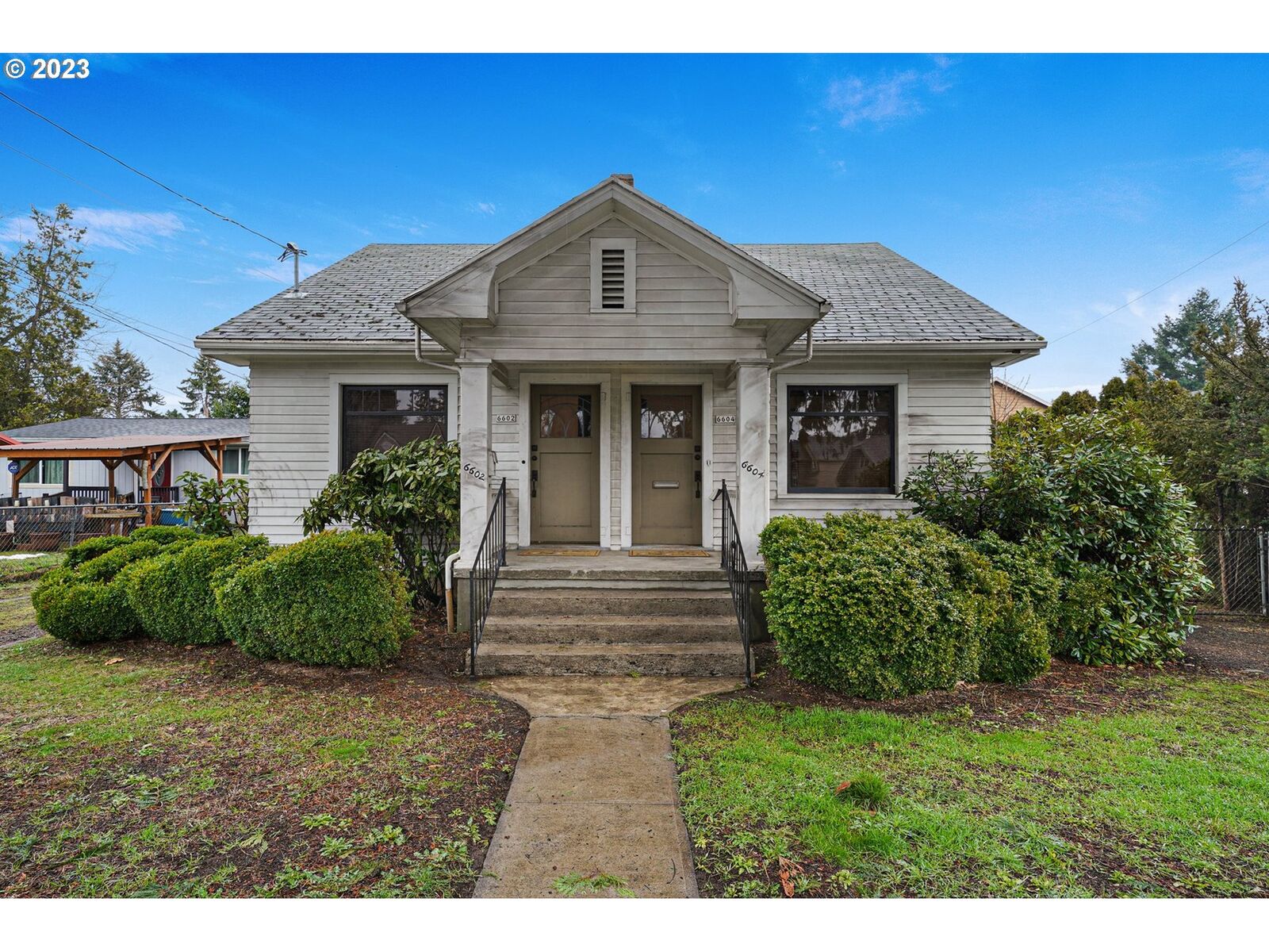 Property Photo:  6602 SE 92nd Ave  OR 97266 