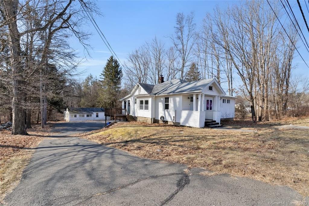 Property Photo: 282 Albany Turnpike CT 06019