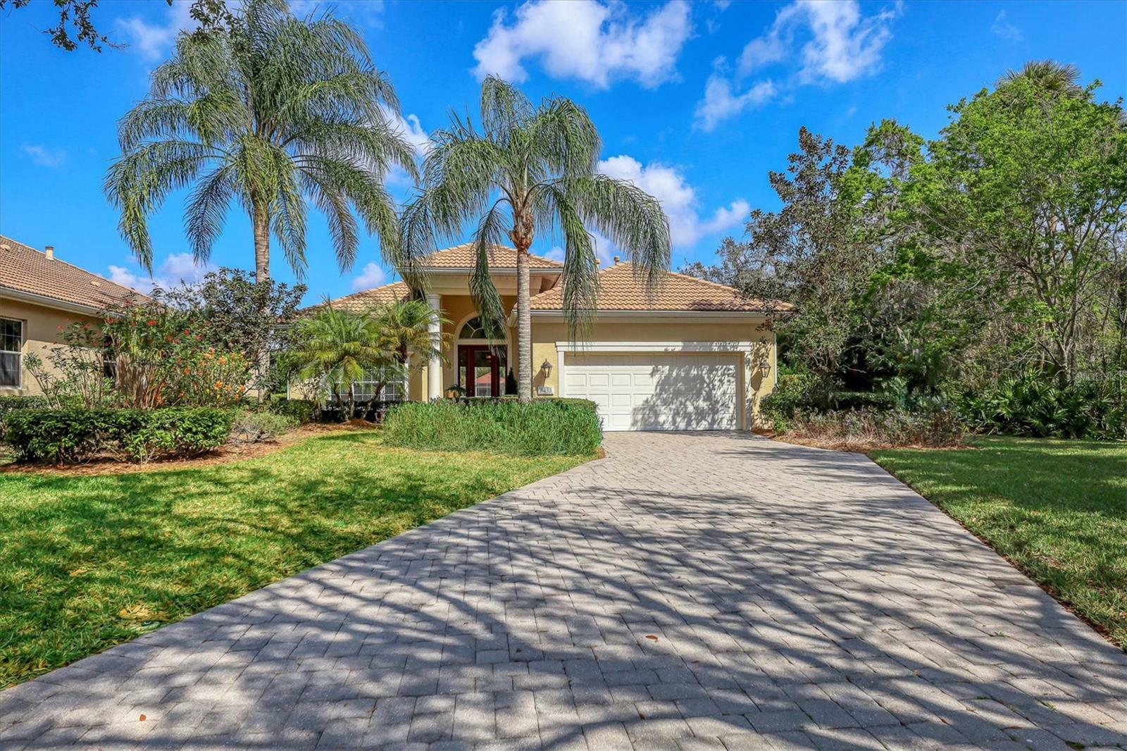 Property Photo:  8433 Abingdon Court  FL 34201 