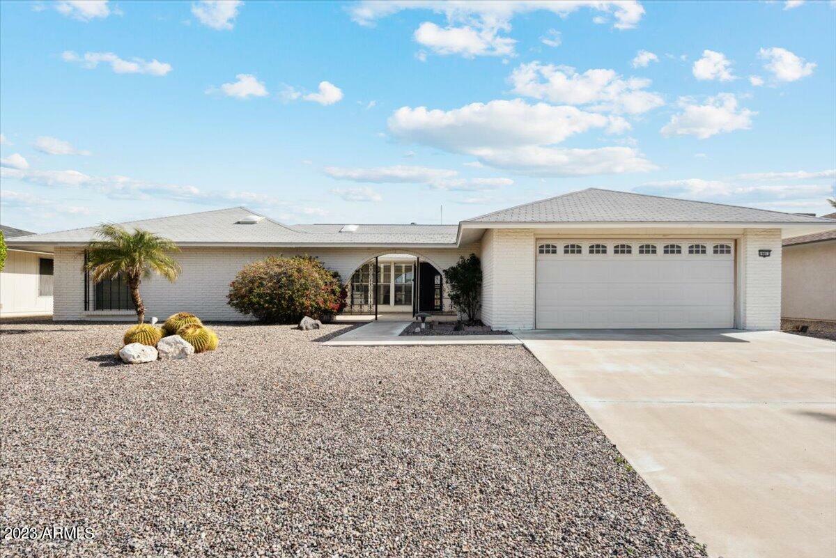 Property Photo: 19013 N Welk Drive AZ 85373