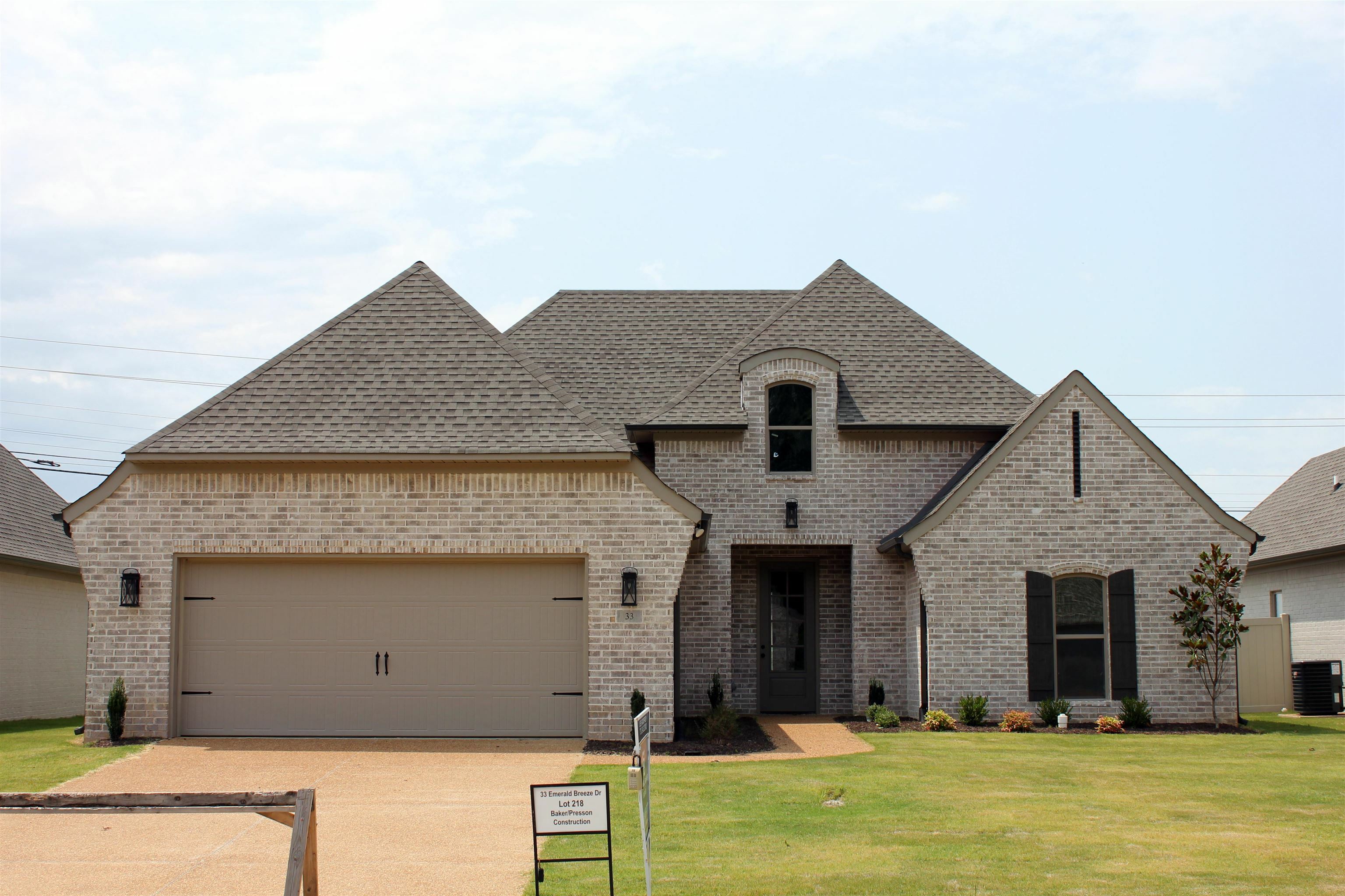 Property Photo: 33 Emerald Breeze Drive TN 38305