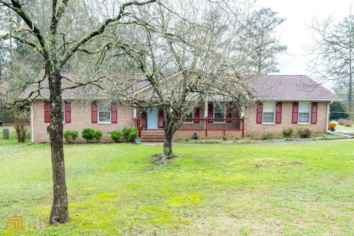 Property Photo:  1697 Fremont Drive SW  GA 30087 