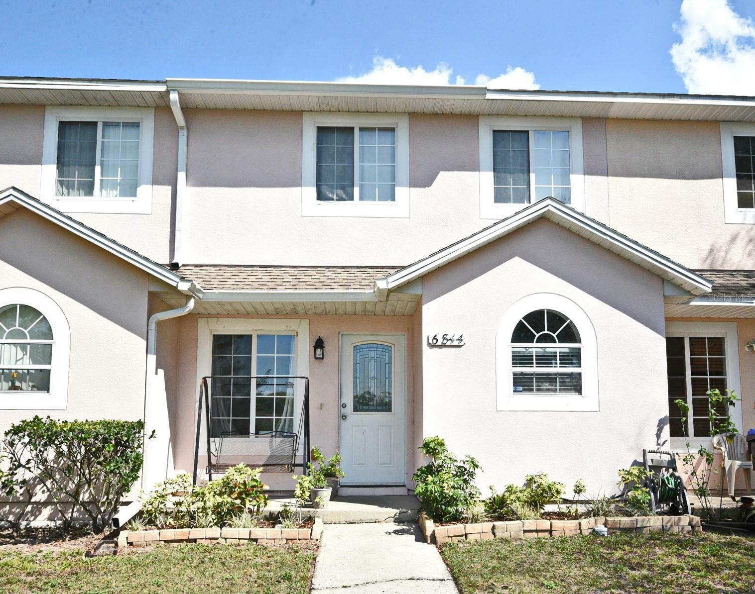 Property Photo: 6844 Magnolia Pointe Circle FL 32810