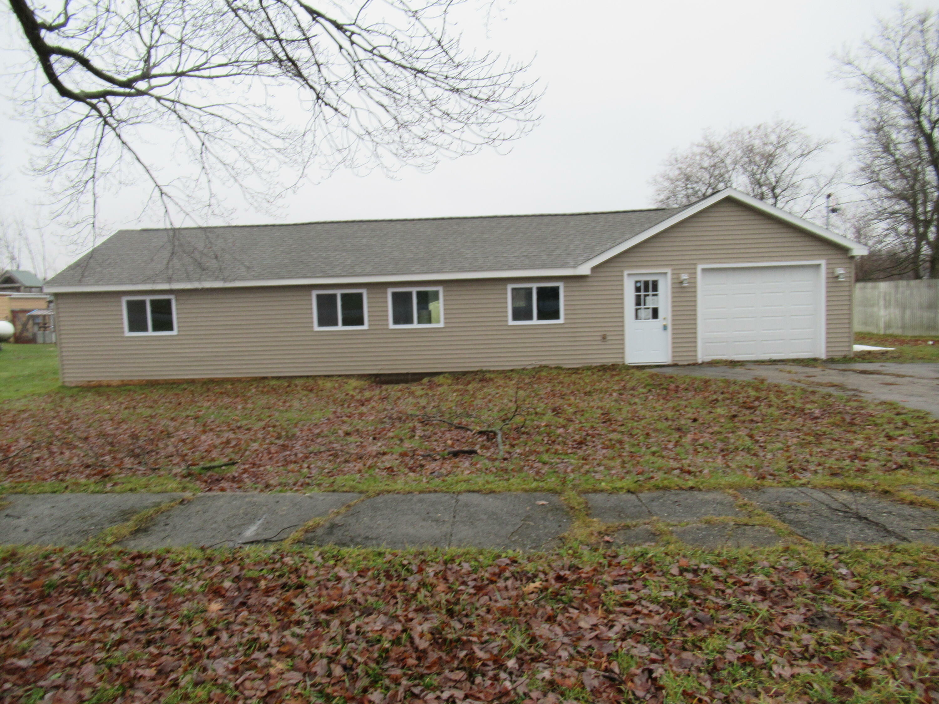 Property Photo: 74 Grand Street MI 49339