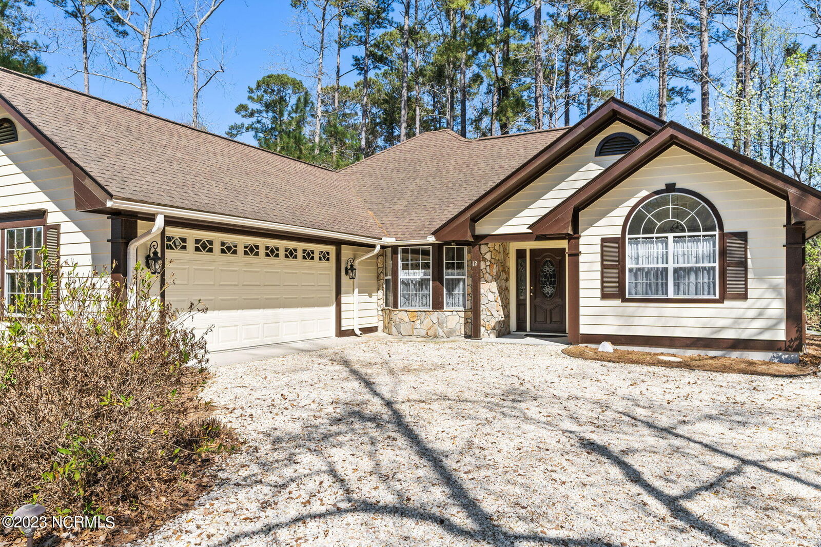 Property Photo: 12 Oakbark Court NC 28467