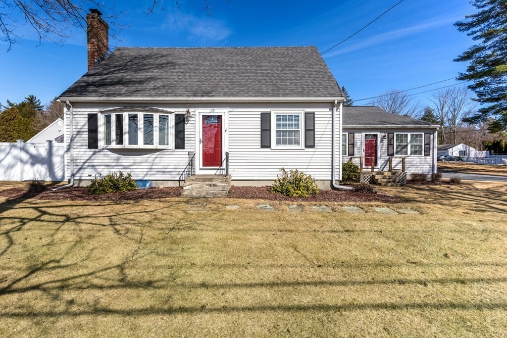 139 Oak St  Franklin MA 02038 photo
