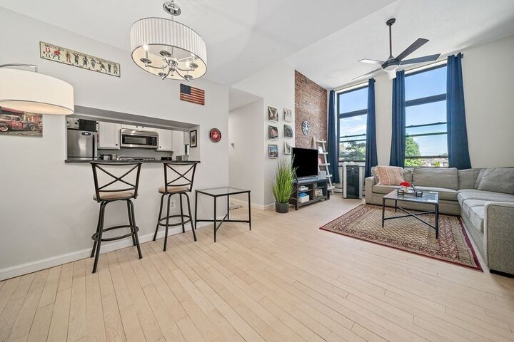 Property Photo: 80 Beaumont St 203 MA 02124