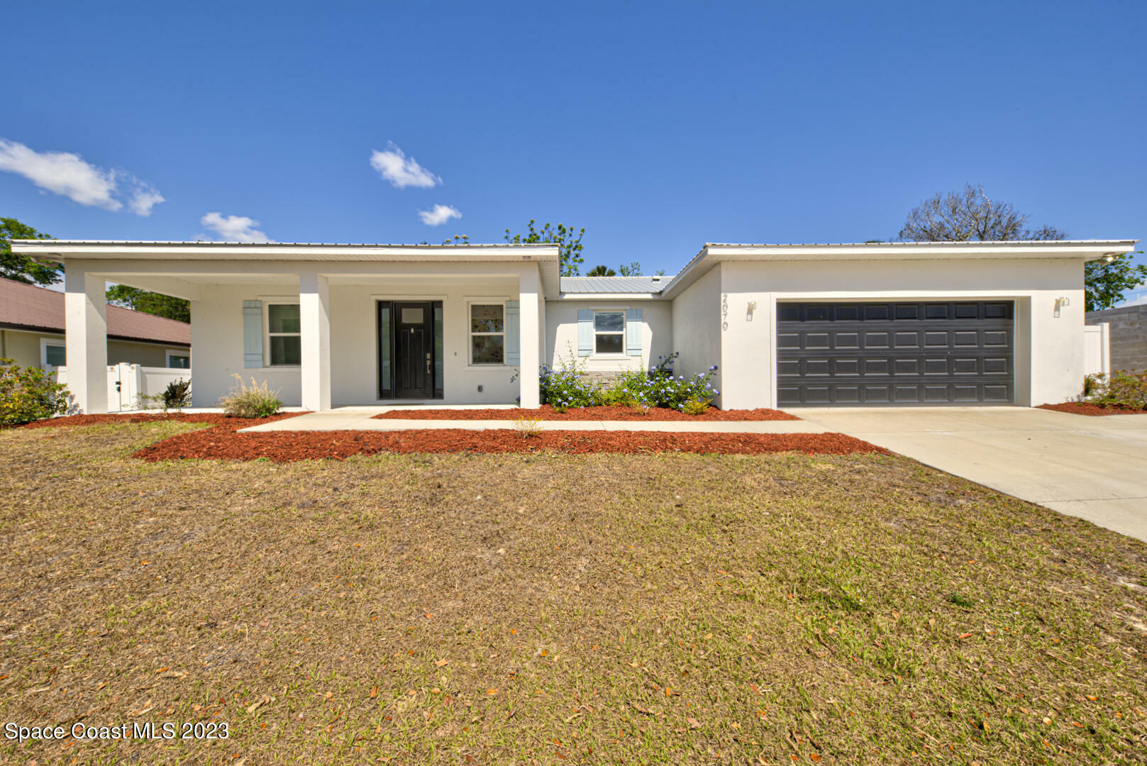 Property Photo:  2070 Louisiana Street  FL 32780 