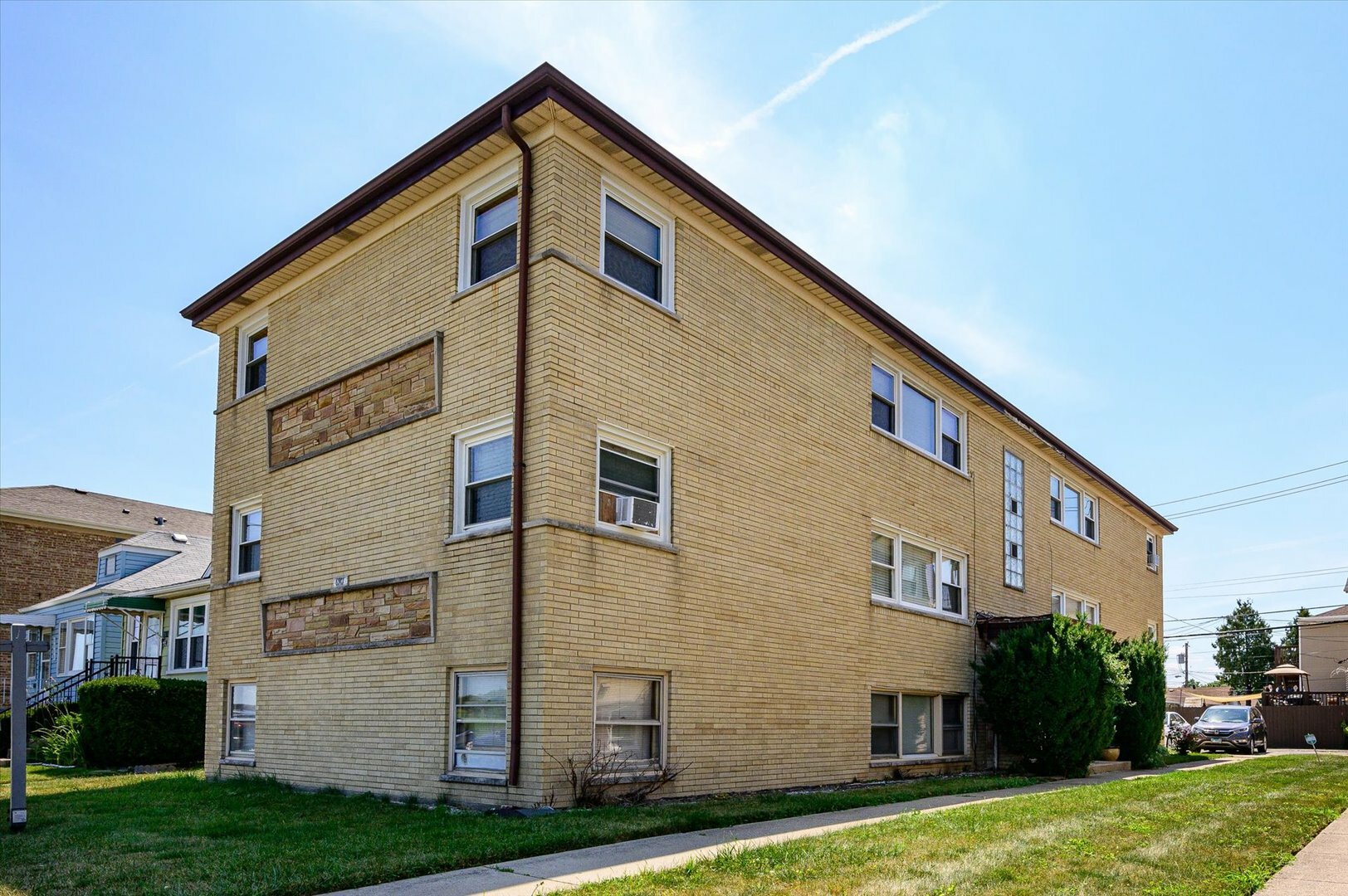 Property Photo: 6917 W Irving Park Road 2S IL 60634