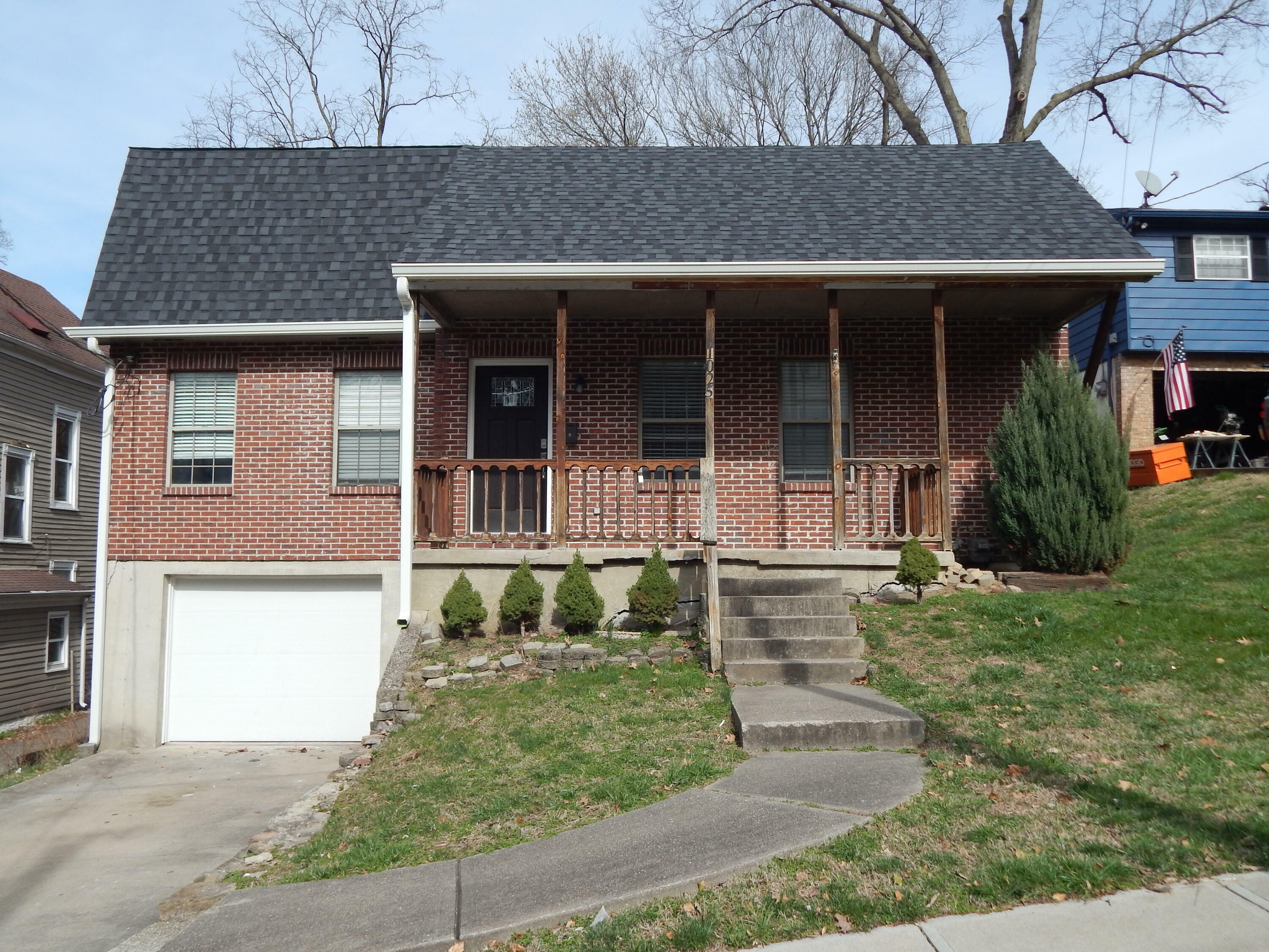 Property Photo:  1025 Ervin Terrace  KY 41074 