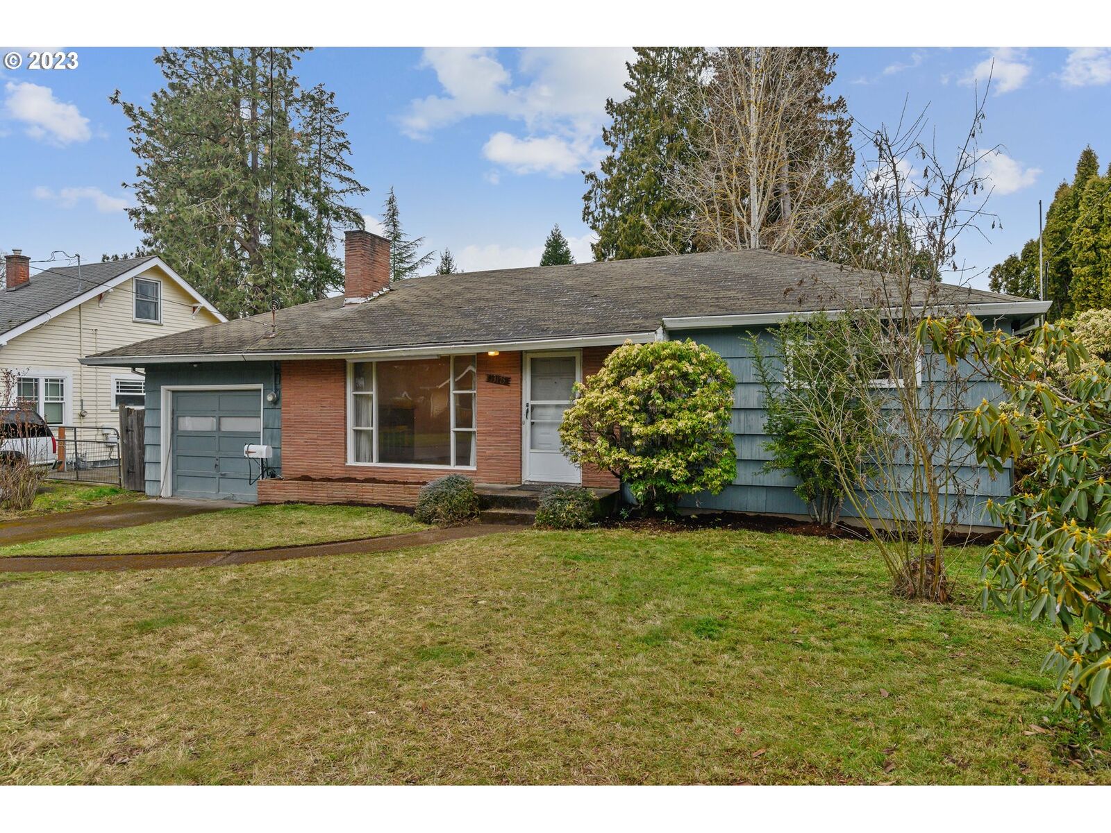 Property Photo:  13175 SW Berthold St  OR 97005 