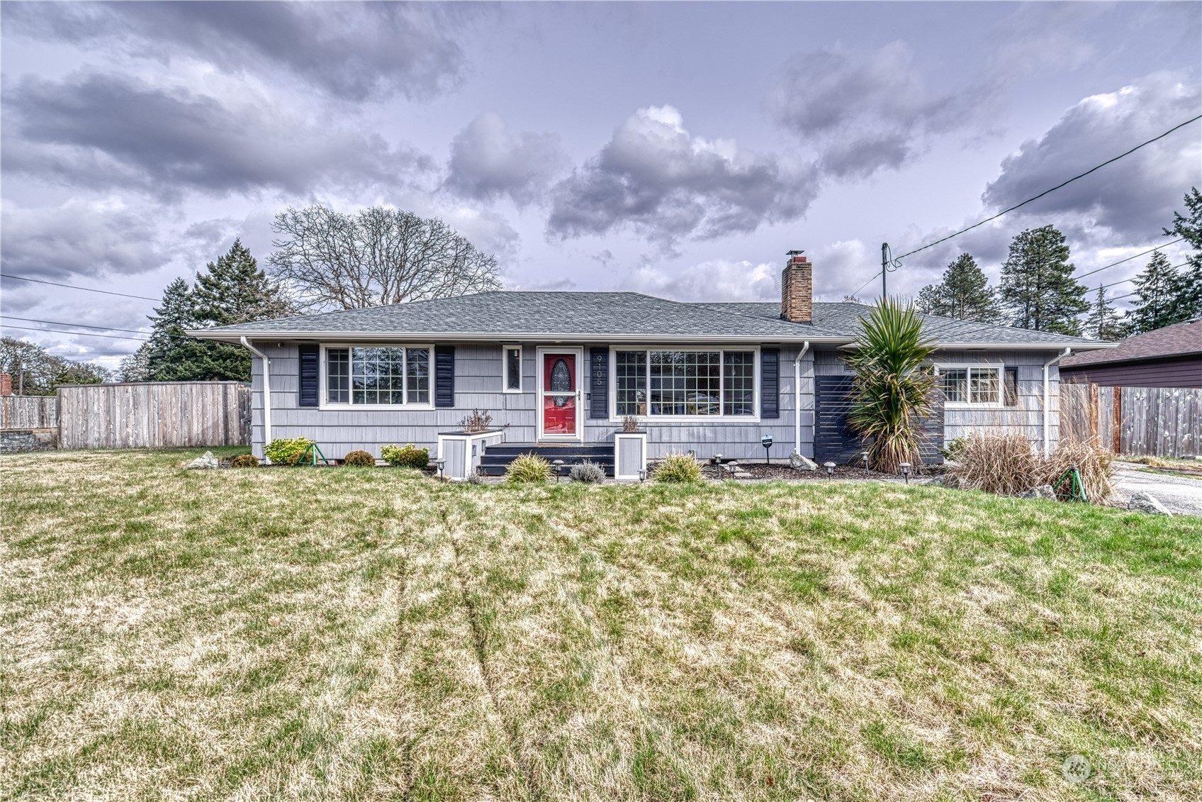 Property Photo:  9105 Maple Avenue SW  WA 98499 