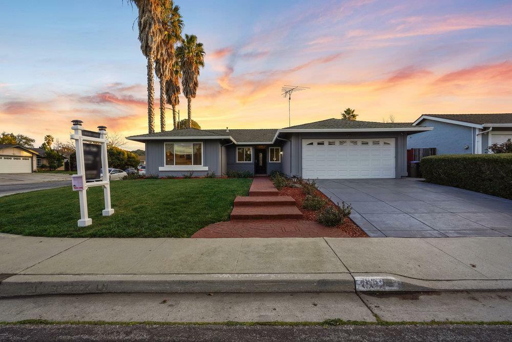 Property Photo:  882 Summerbrook Lane  CA 95123 