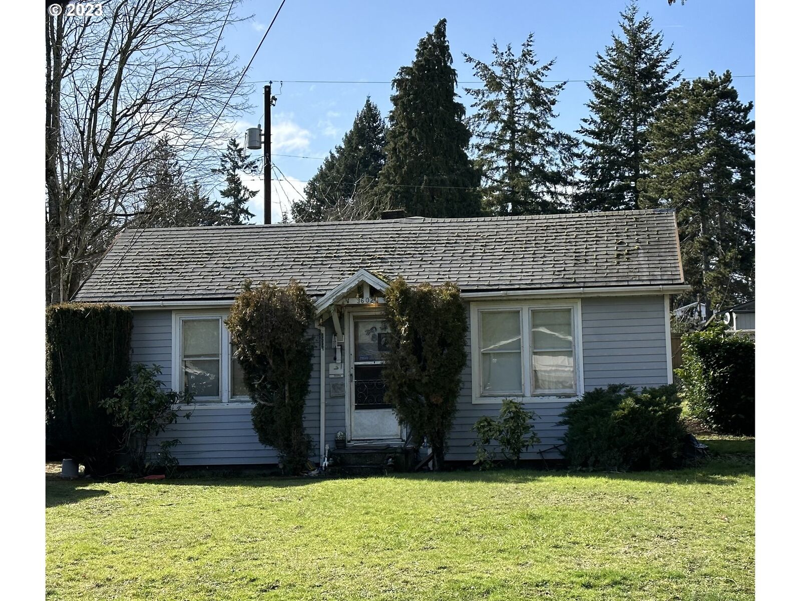 Property Photo:  3602 N St  WA 98663 