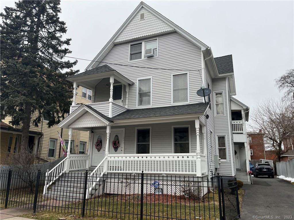 Property Photo:  244 Jefferson Street  CT 06106 