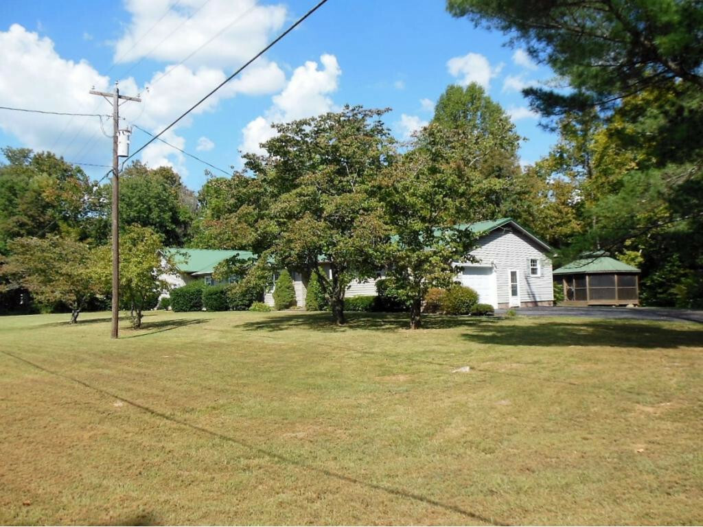 Property Photo:  348 Price Road  TN 37643 