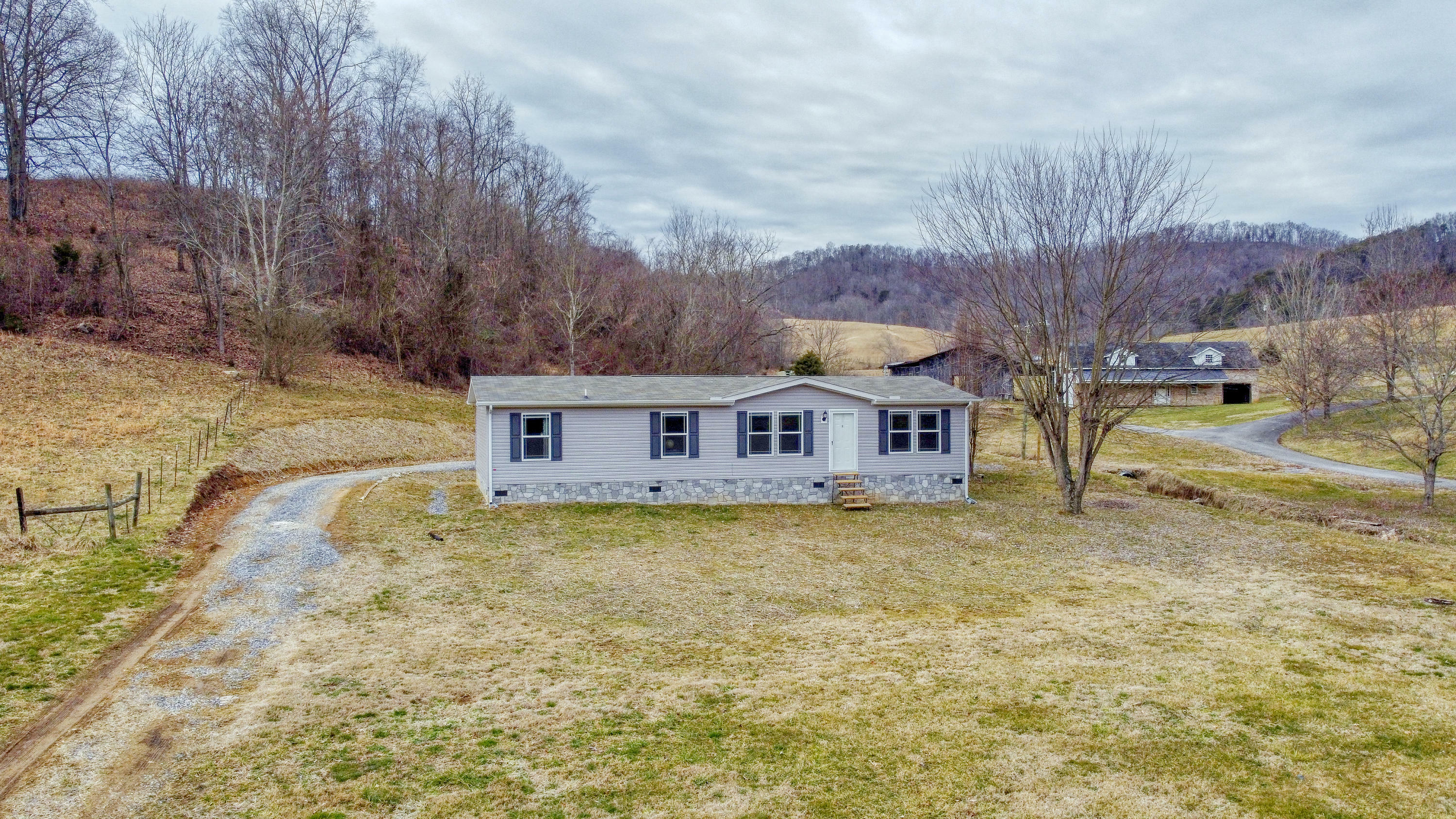 Property Photo:  355 Watterson Gap Road  TN 37873 