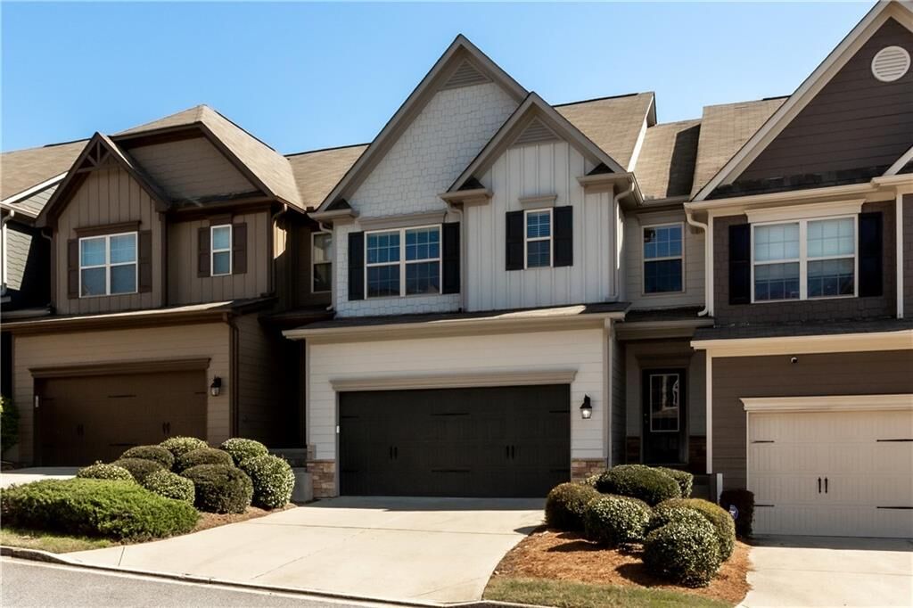 Property Photo:  5997 Cobblestone Creek Trail  GA 30126 