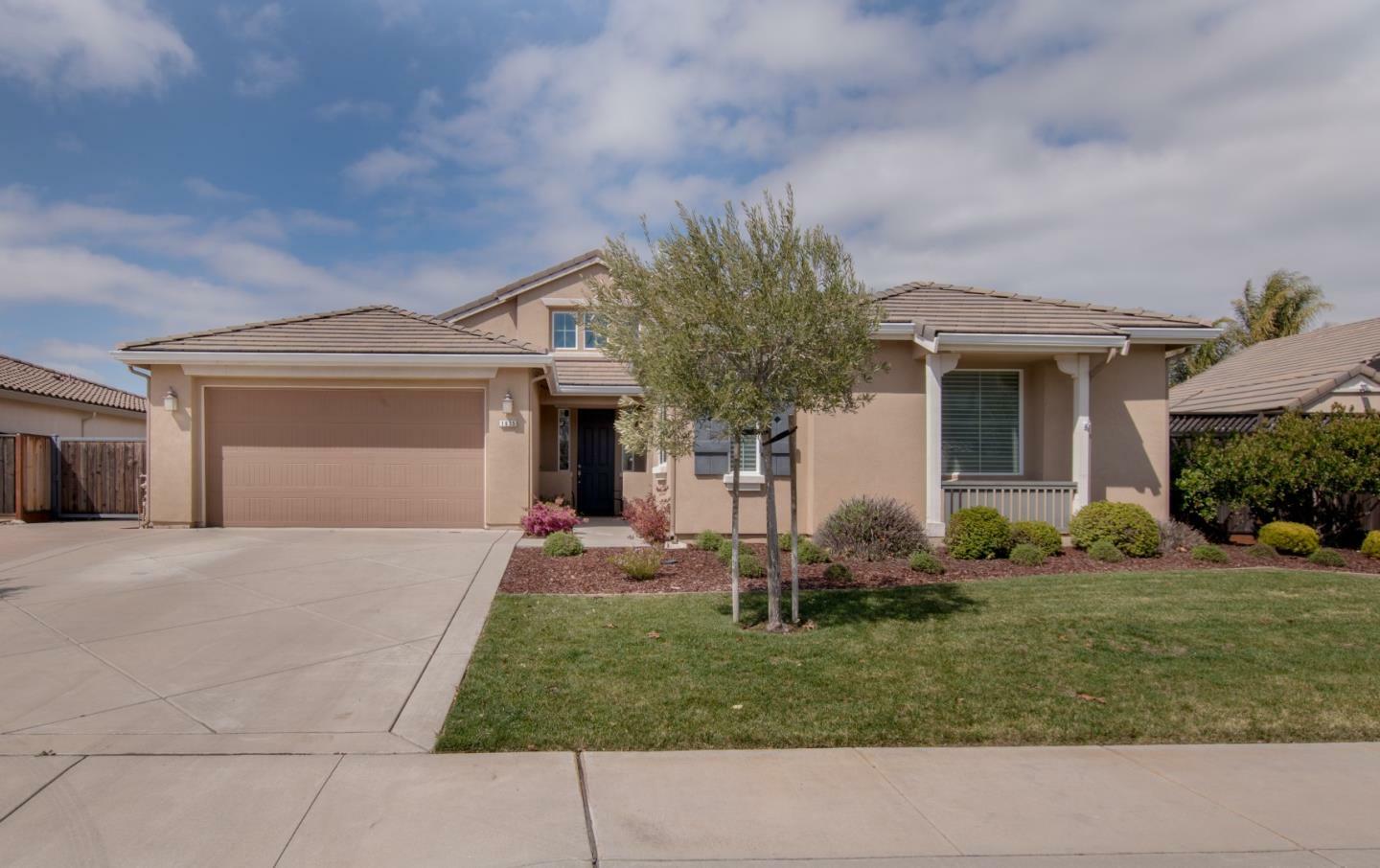 Property Photo:  1635 Martinez Way  CA 95037 