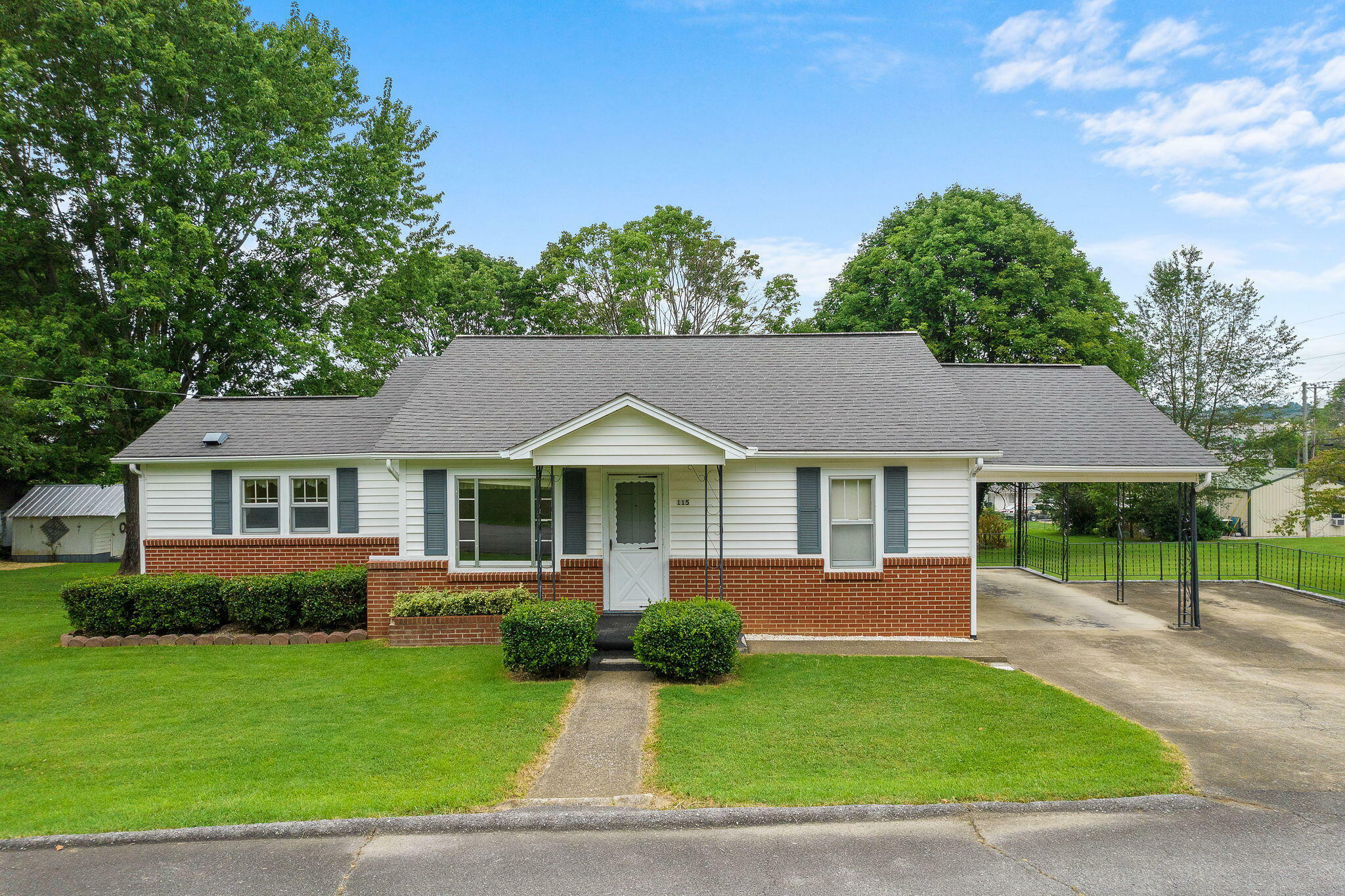 Property Photo:  115 Morrow Lane  TN 37745 