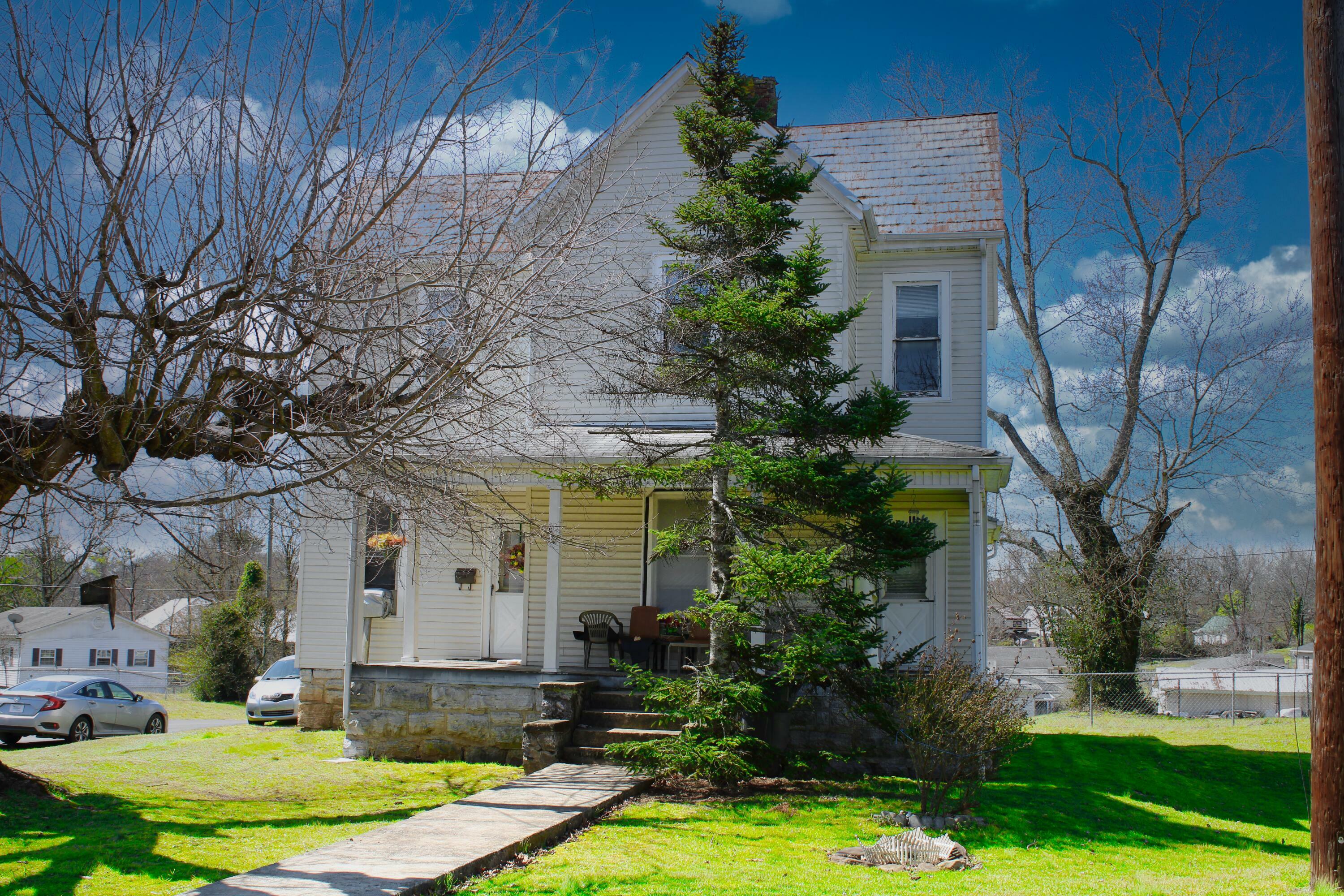 Property Photo:  1028 Pennsylvania Avenue  TN 37620 