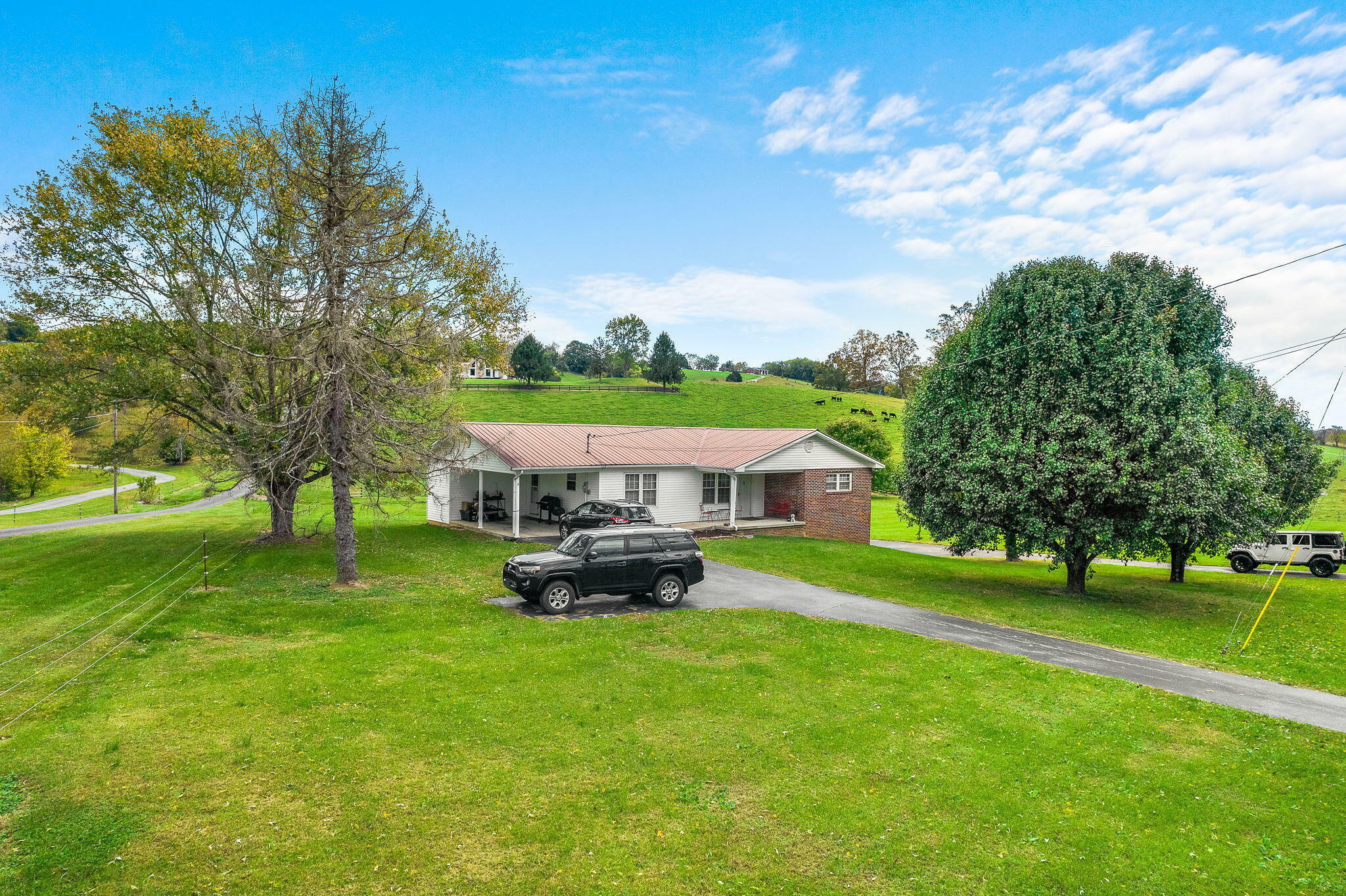 Property Photo:  7665 Newport Highway  TN 37743 