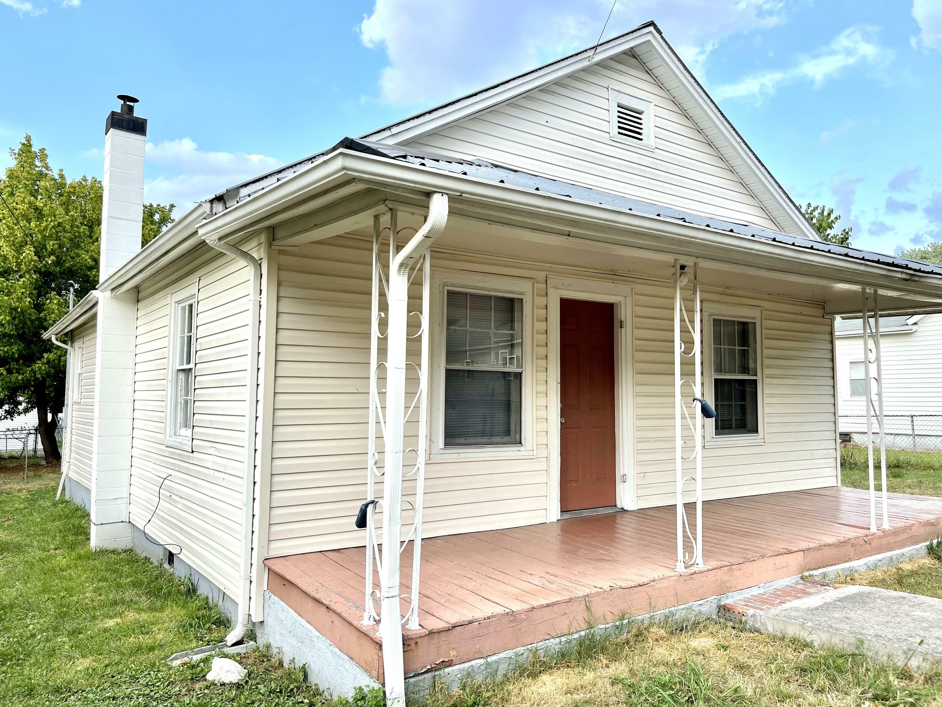 Property Photo: 1116 Dorothy Street Street TN 37660