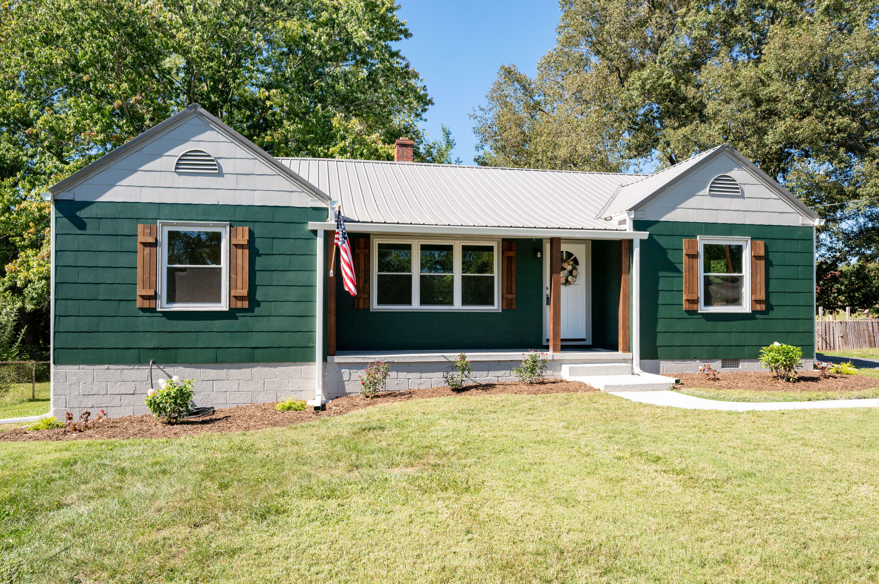 Property Photo:  146 Birch Street  TN 37645 