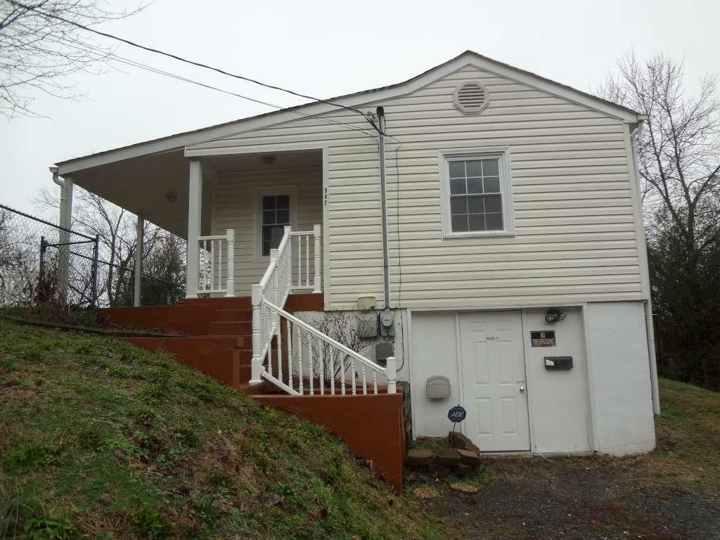 Property Photo:  947 Wilson Avenue  TN 37620 