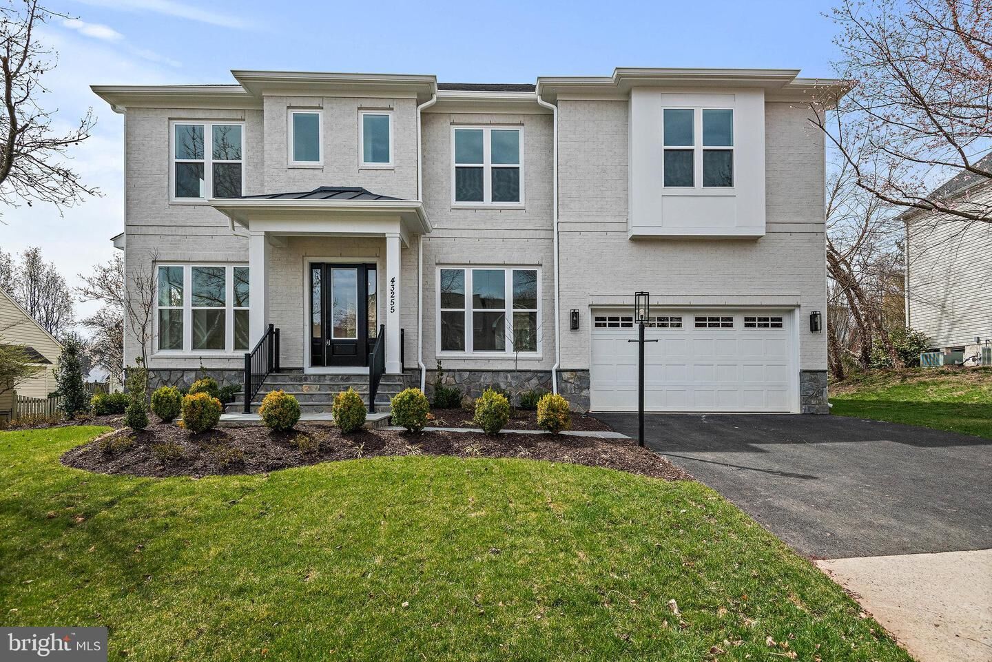Property Photo:  43255 Kimberly Anne Court  VA 20147 