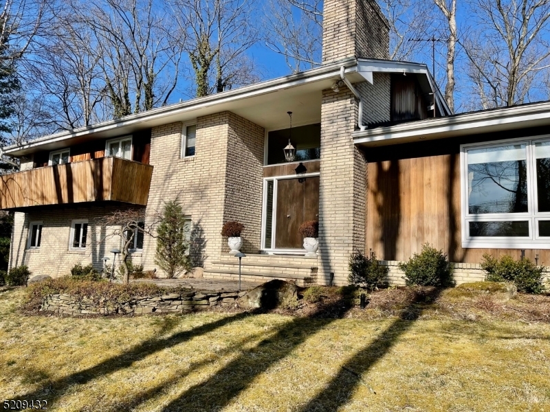 Property Photo: 540 Indian Rd NJ 07470