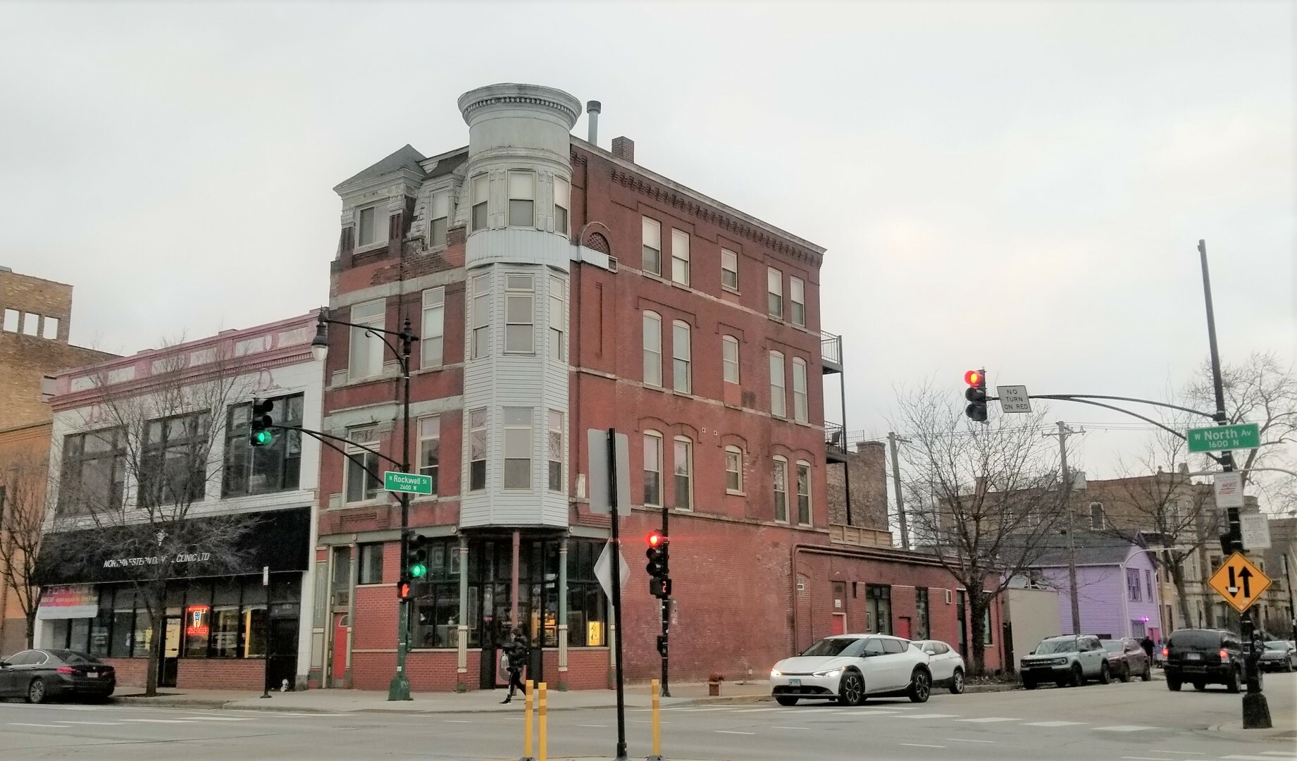 Property Photo:  2600 W North Avenue 3F  IL 60647 