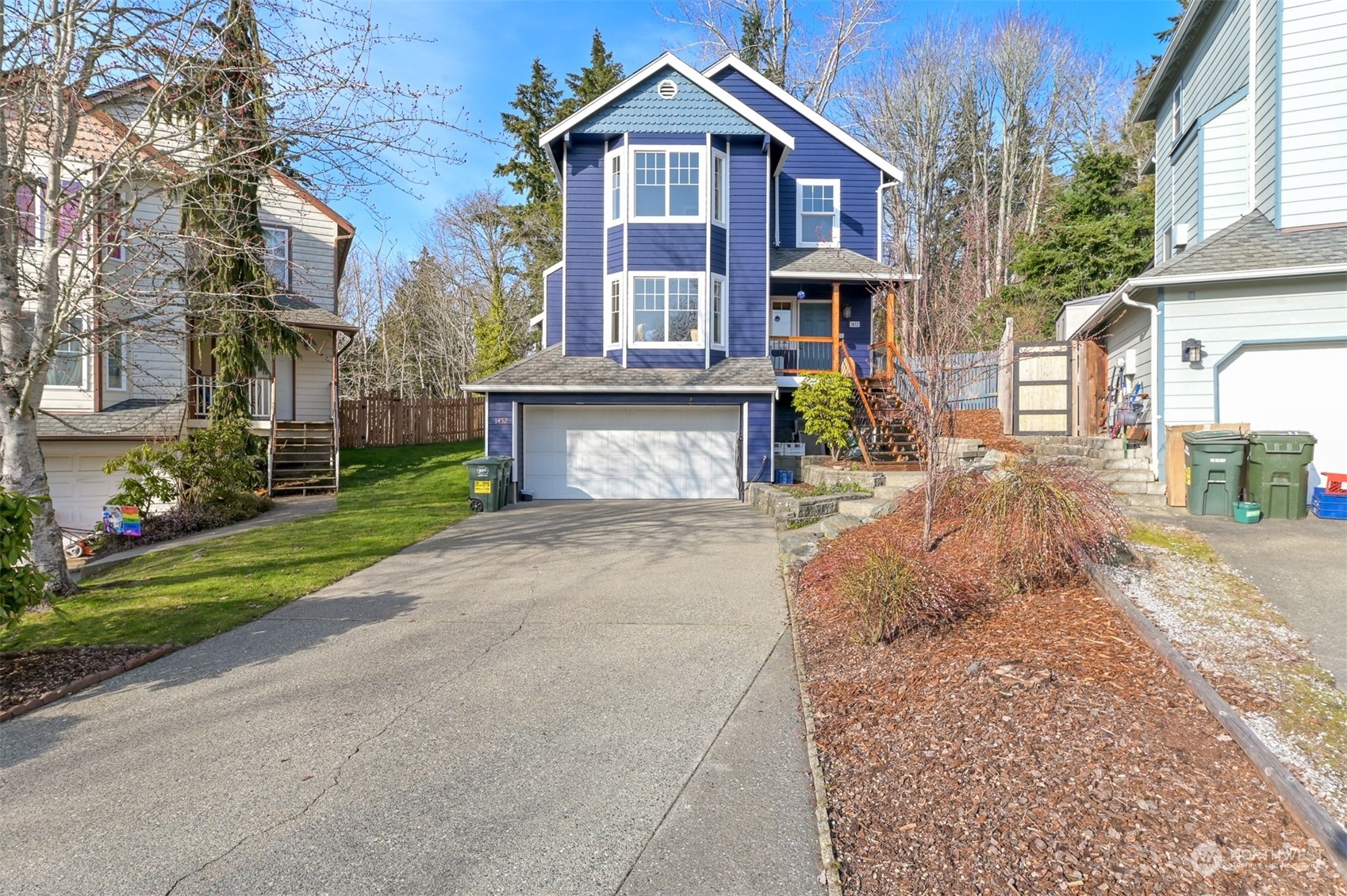 Property Photo: 1452 Sweetbay Court WA 98229