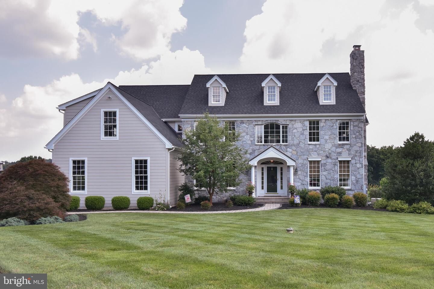 Property Photo:  116 Osborne Circle  PA 19348 