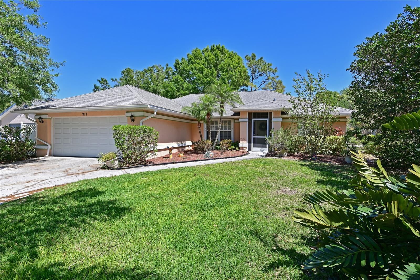 Property Photo:  917 49th Street Circle E  FL 34208 