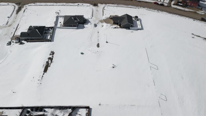 Property Photo: 7206 44 A Avenue Close AB T4V 5E2