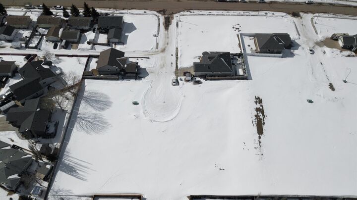 Property Photo: 7212 44 Avenue Close AB T4V 5E1