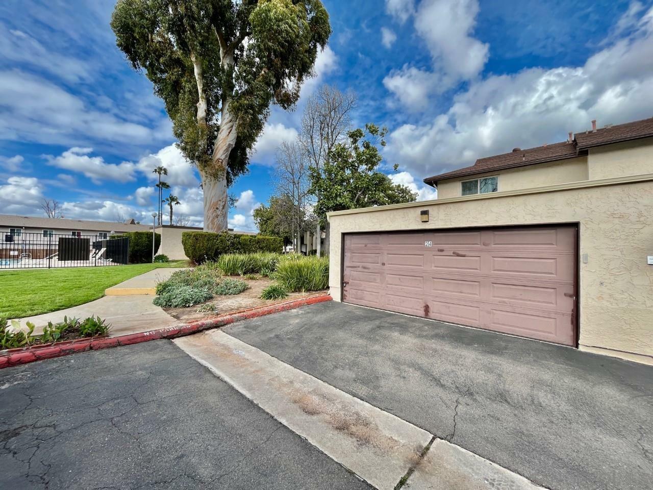 Property Photo:  807 S Mollison Ave 24  CA 92020 