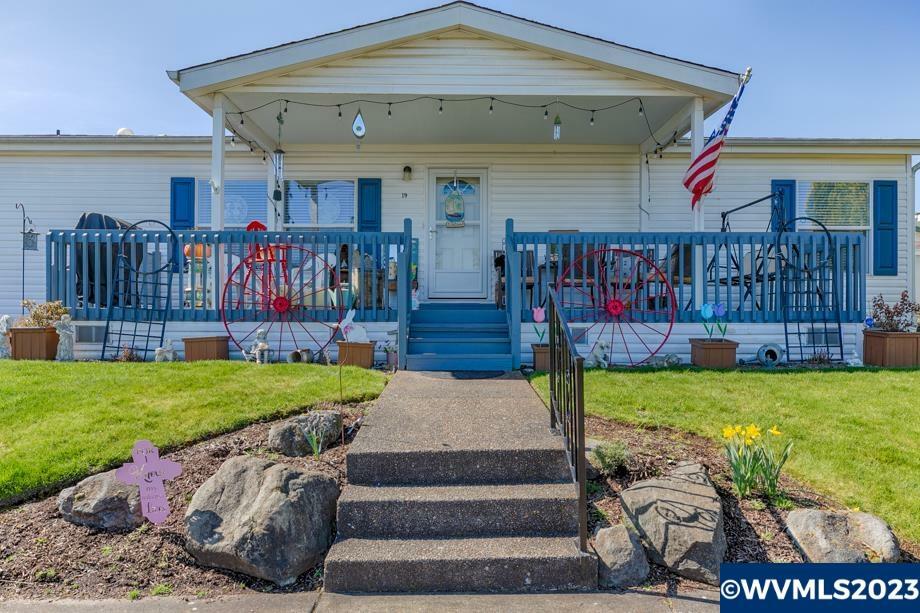 Property Photo: 1630 Wallace (#19) Rd NW #19 OR 97304