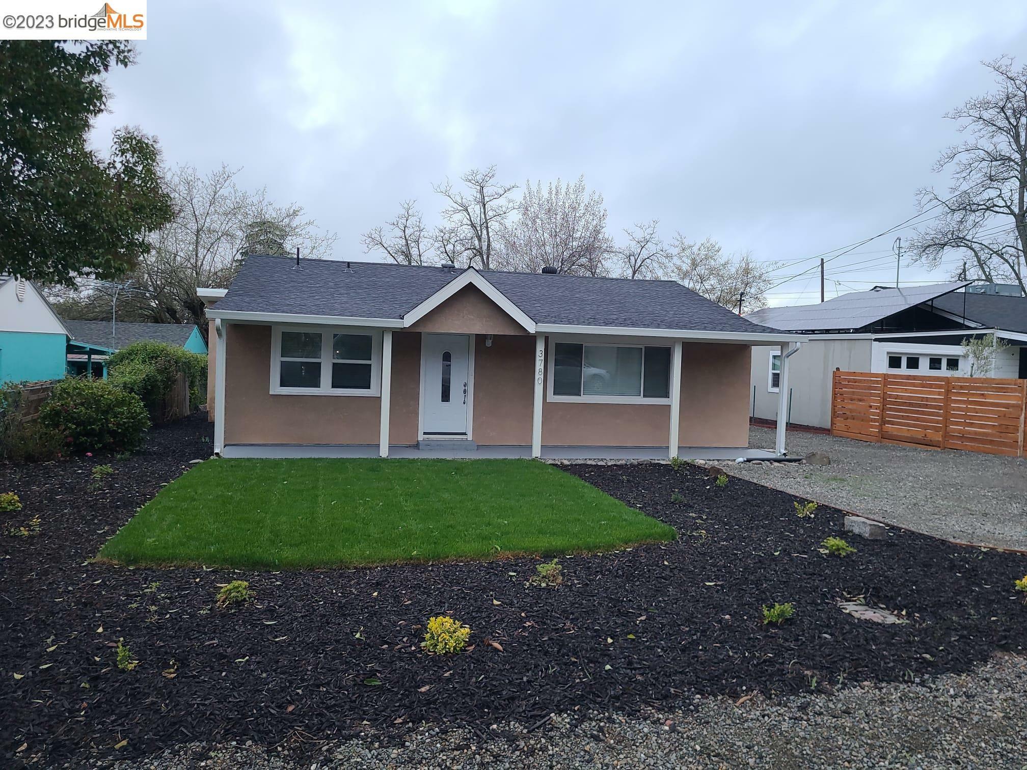 Property Photo: