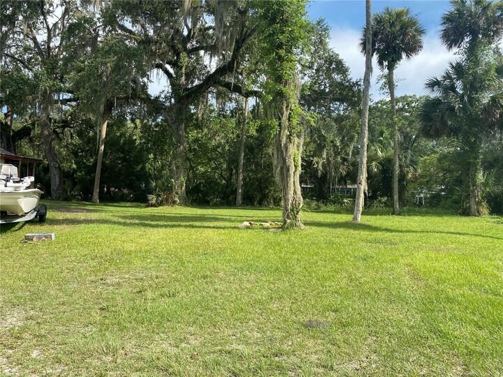 Property Photo: 25644 Perch Road FL 32102