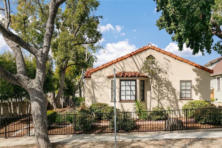 Property Photo:  1365 N Mentor Avenue  CA 91104 