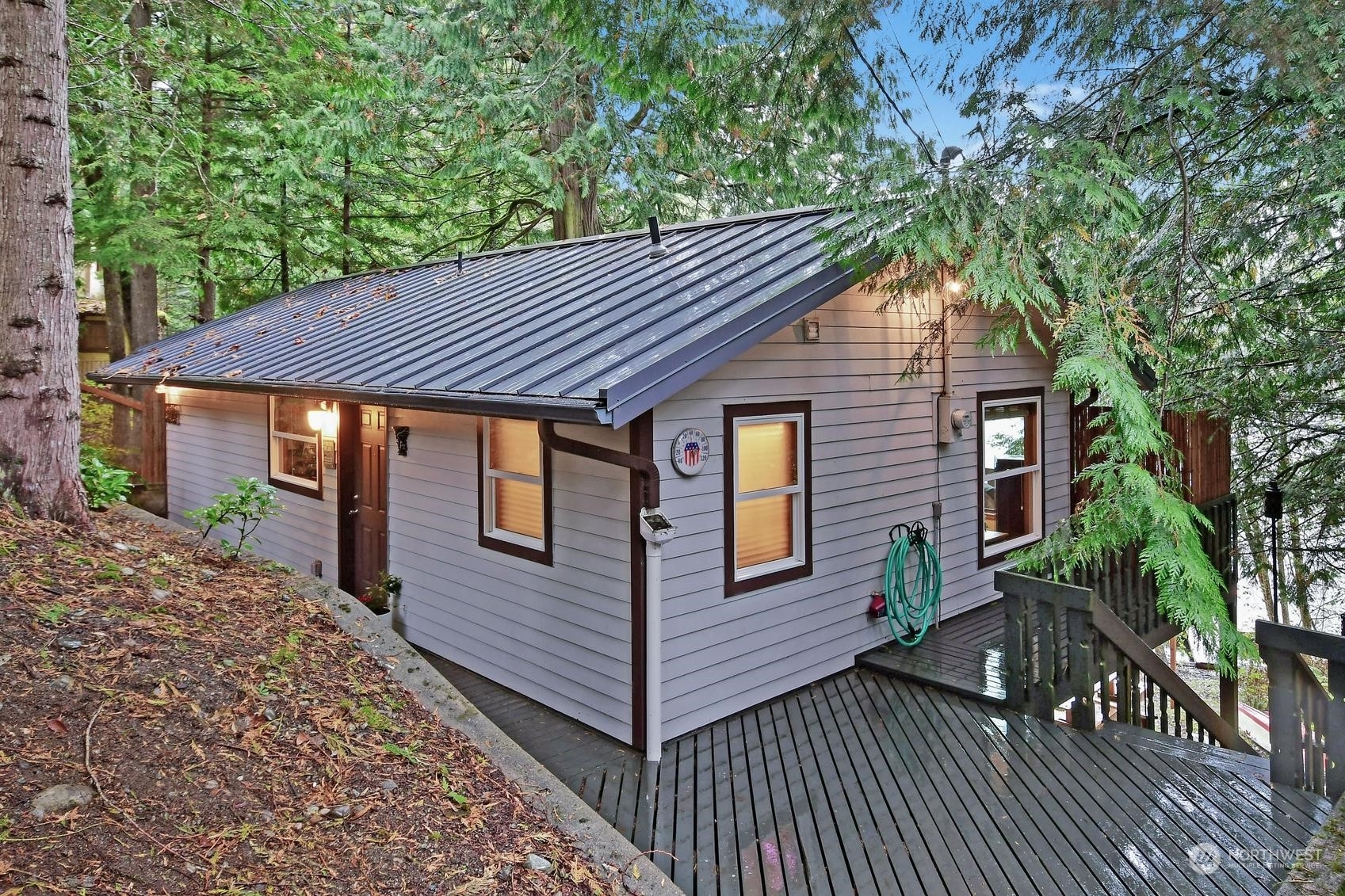 Property Photo:  37616 W Lake Walker Drive SE  WA 98022 