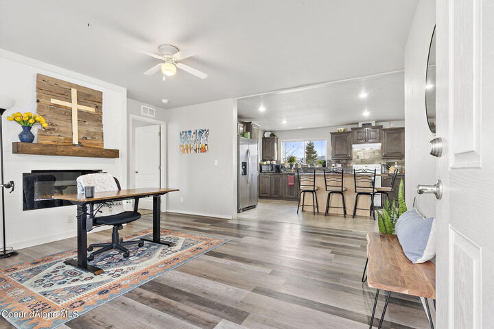 3 bed Post Falls home for sale 17361 W Santiago Cir, Post Falls, ID 83854