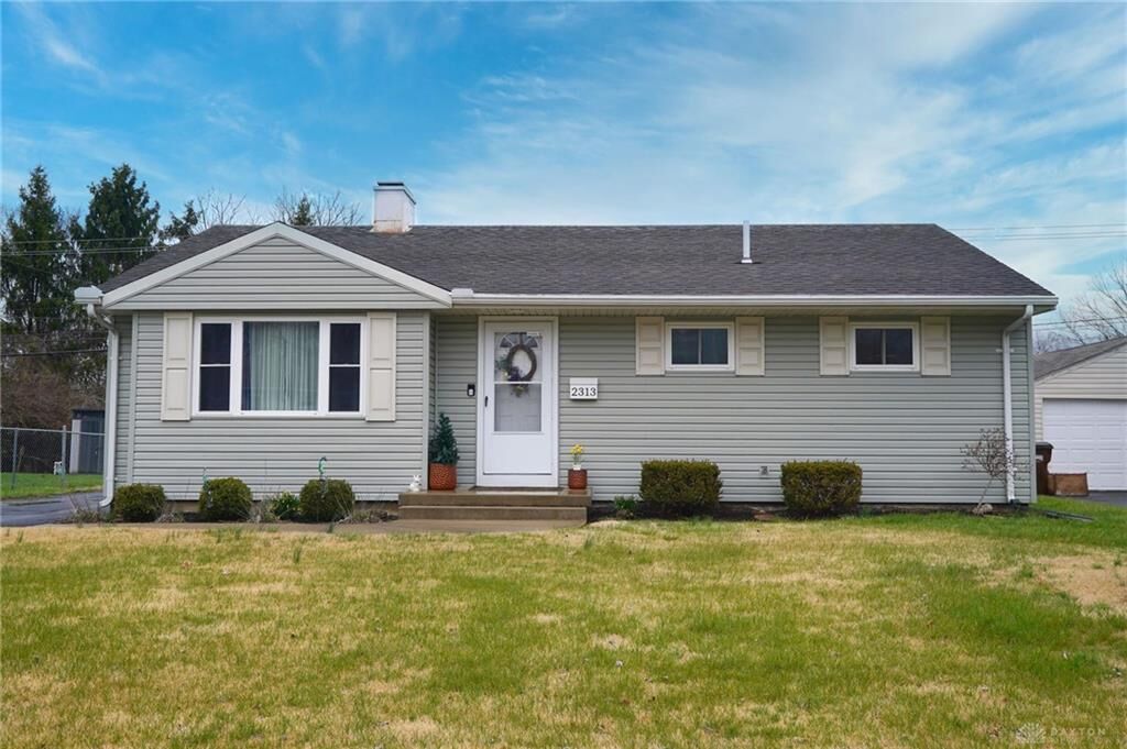 Property Photo: 2313 Vale Drive OH 45420